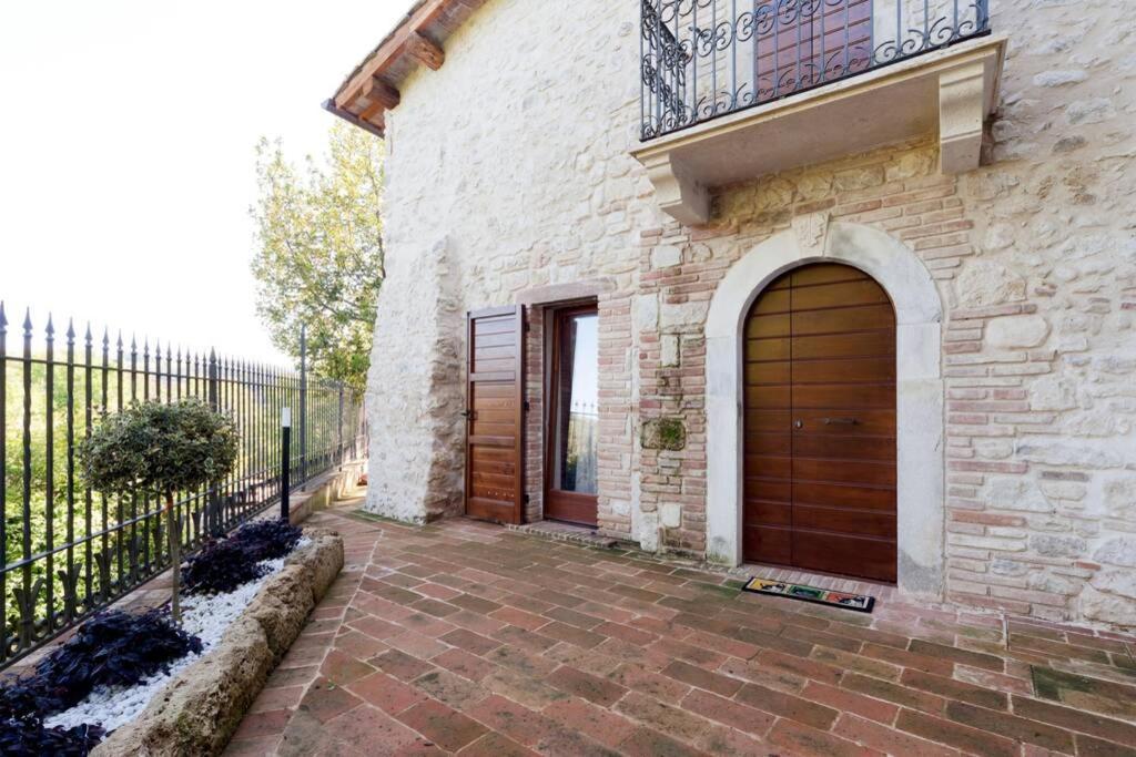 Authentic Villa Surrounded By Nature テルニ エクステリア 写真