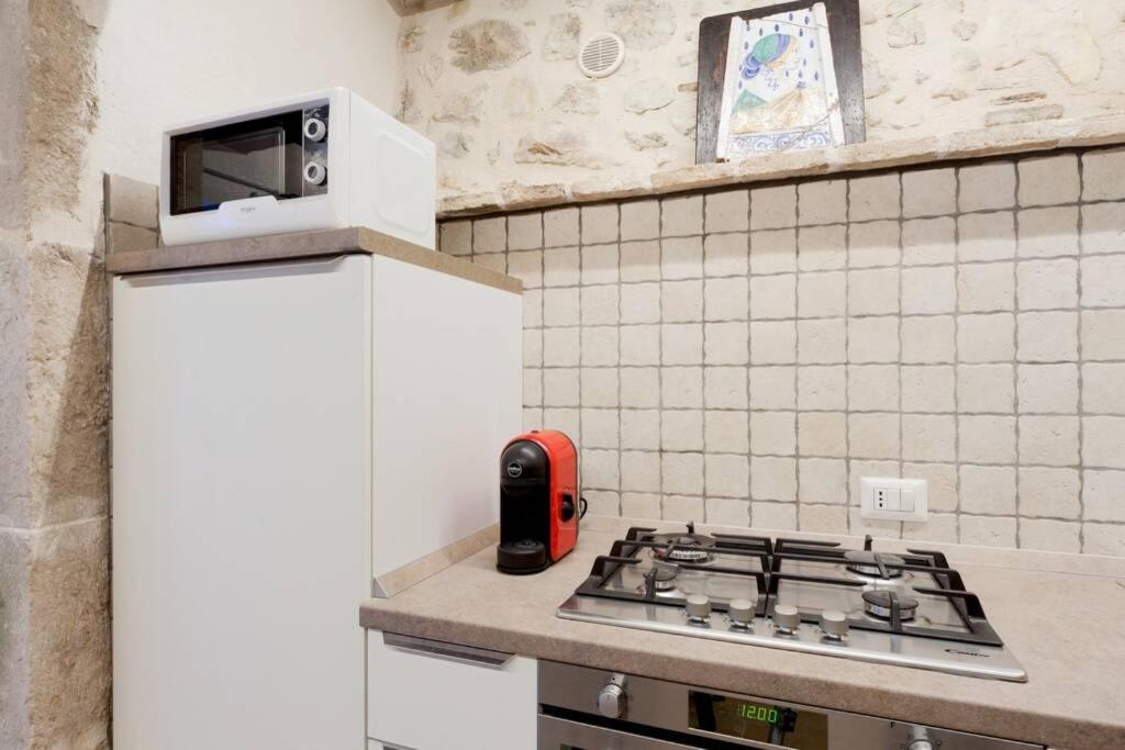 Authentic Villa Surrounded By Nature テルニ エクステリア 写真