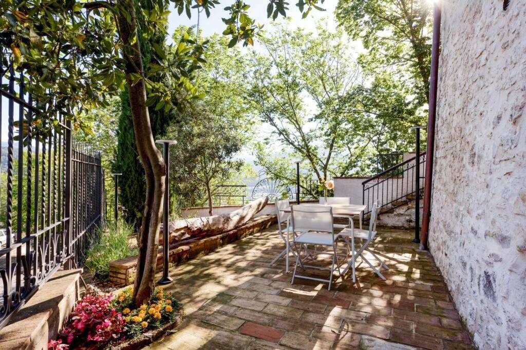 Authentic Villa Surrounded By Nature テルニ エクステリア 写真